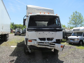 WR-914 - 2009 NISSAN/UD 2600