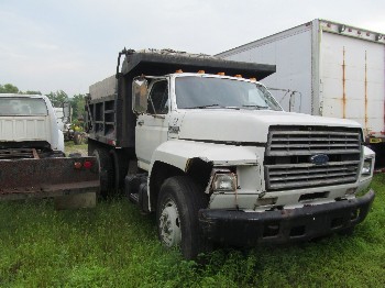 DT-581 - 1988 FORD F8000