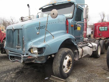 WR-921 - 2001 INTERNATIONAL 9100i